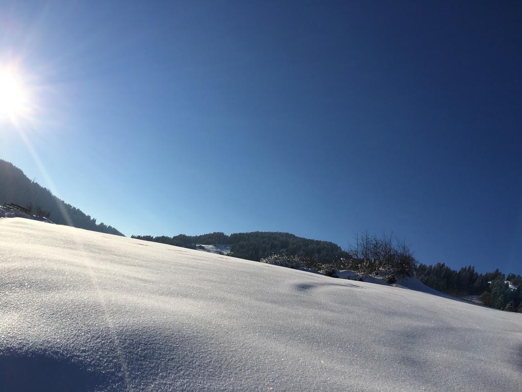 Christall Andest Exteriör bild