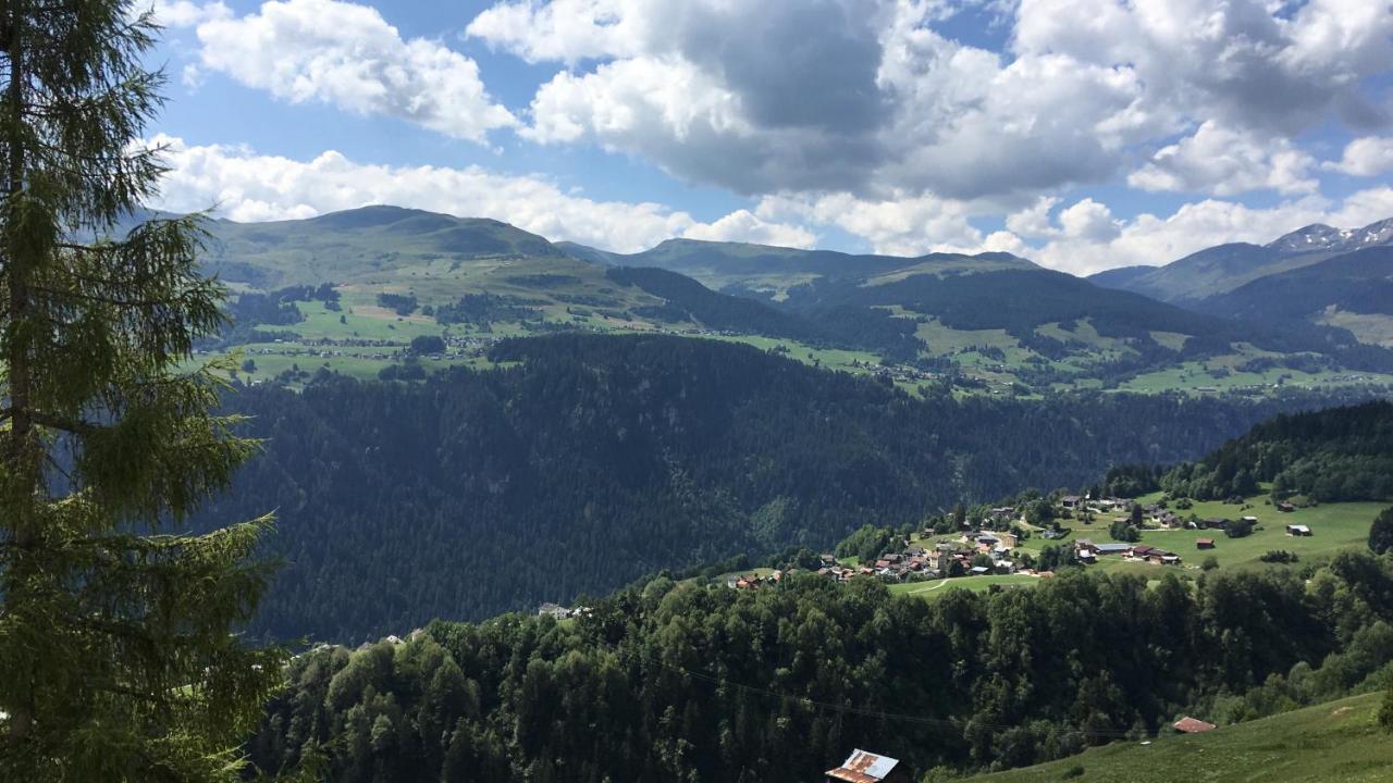 Christall Andest Exteriör bild